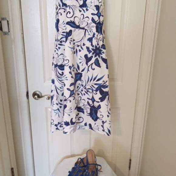 AGB Dress Floral A-line Halter Dress - Picture 2 of 9